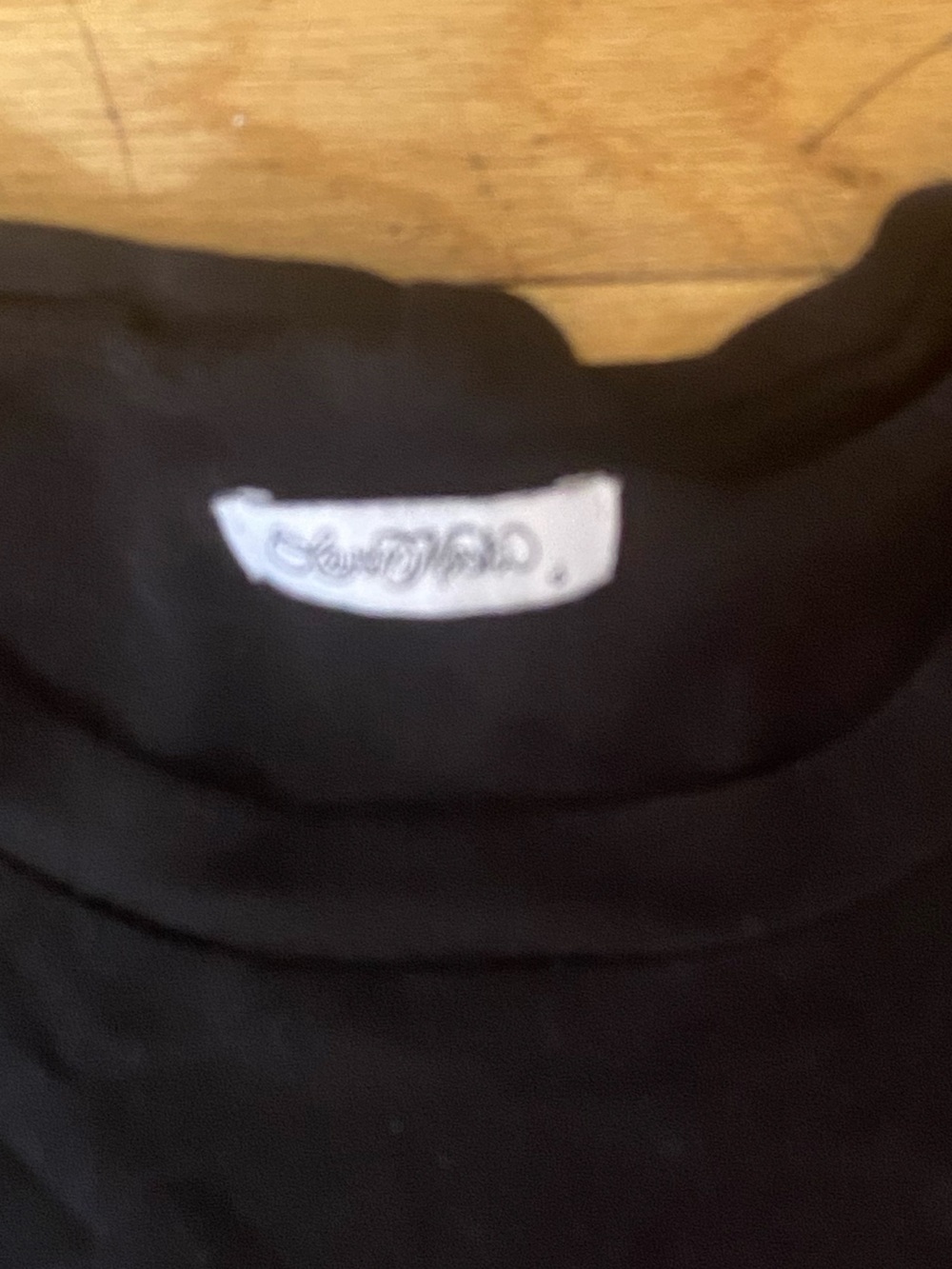 Lauren Moshi black t shirt with a great design. Size small - Picture 3 of 4